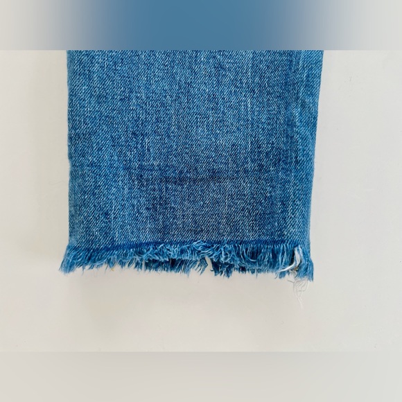 Universal Thread Jeans | High Waisted | Fringe cuff | 0/25R - Picture 7 of 8